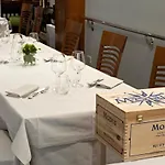 Mirage ホテル 3*
