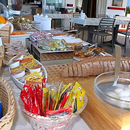 Mirage Hotel 3*